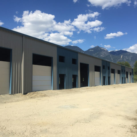 Multi Tenant Commercial Building